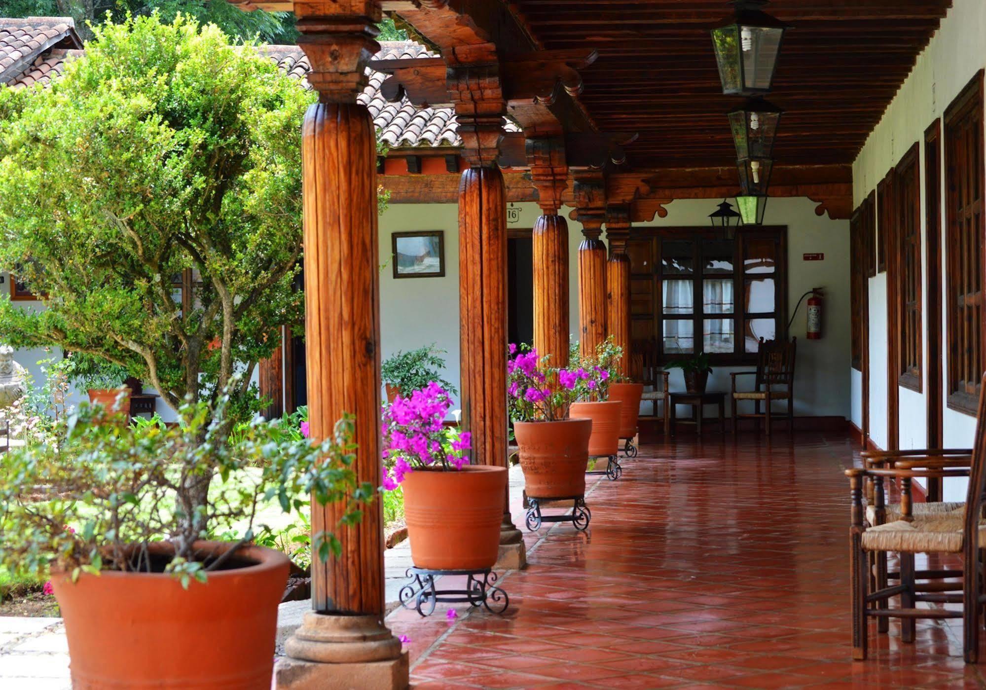 Hosteria San Felipe Pátzcuaro 外观 照片